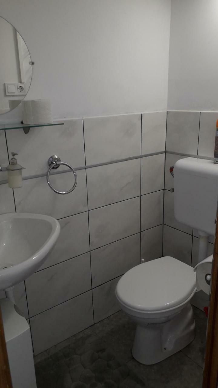 Orosháza Hangulat Vendeghaz Apartmanok מראה חיצוני תמונה